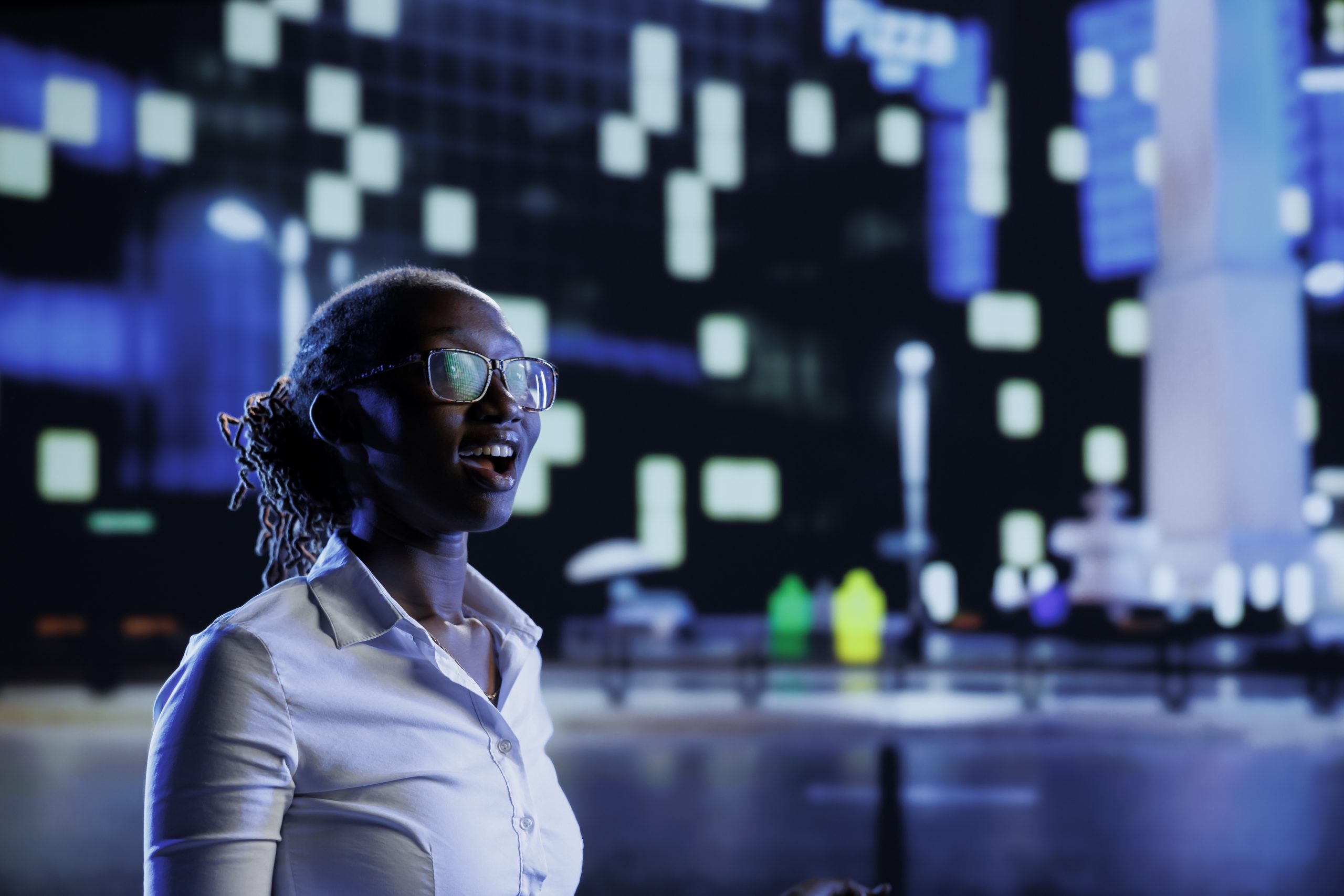 Projet citizen amazed by city buildings